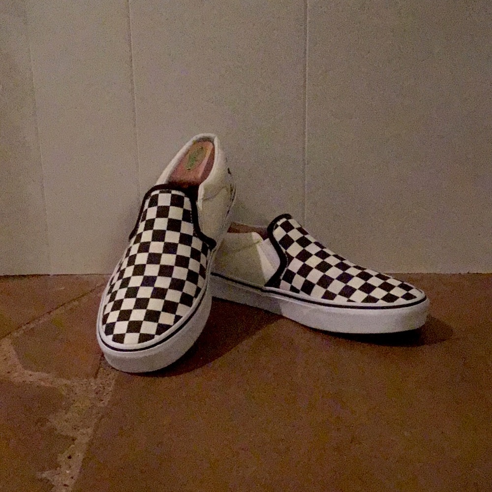 Vans checkered skate shoes men’s 7.5 women’s 9 EUC